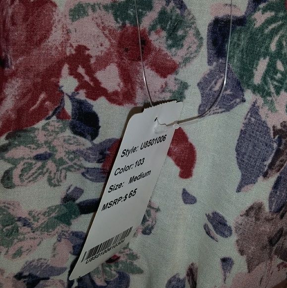 Suzanne Betro Floral Shirt - Picture 2 of 3
